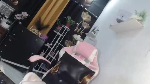 Ningning online show from June 8, 3:34 pm