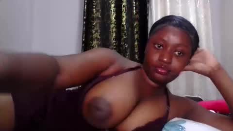 Snapshot of sweetslimgal23 chatting on February 2, 7:56 pm purity online show from February 2, 7:56 pm