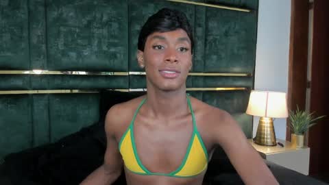 Snapshot of sweetstacy_ chatting on April 3, 3:15 am sweetstacy_ online show from April 3, 3:15 am