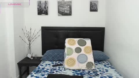 Stormi online show from November 6, 9:32 am