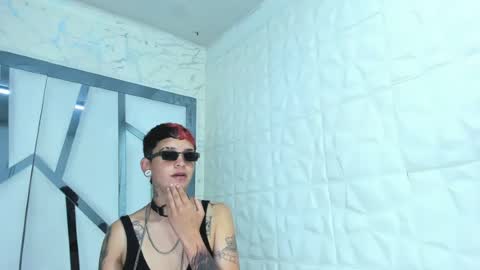 Snapshot of sweetsubmissive_rs chatting on July 24, 2:59 pm sweetsubmissive rs online show from July 24, 2:59 pm