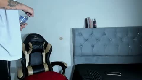 Snapshot of sweetsubmissive_rs chatting on July 31, 2:27 pm sweetsubmissive rs online show from July 31, 2:27 pm