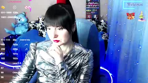 Snapshot of sweetsunnymila chatting on December 20, 3:00 pm HelloI amShy Charming Mila-Nice to meet you and Welcome I am not a nude model Sometimes a smile is all that we need online show from December 20, 3:00 pm