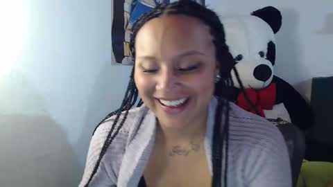 sweett_candy1 online show from May 18, 8:36 pm