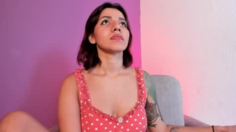Snapshot of sweett_heartt_ chatting on December 14, 3:29 am Lorena online show from December 14, 3:29 am