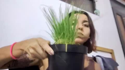 Snapshot of sweett_heartt_ chatting on March 5, 3:29 am Lorena online show from March 5, 3:29 am