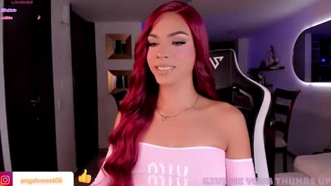 Snapshot of sweett_shinexx chatting on March 27, 4:51 am angel online show from March 27, 4:51 am