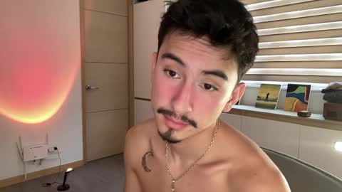 Andy  online show from November 26, 5:47 pm