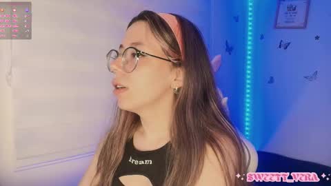 Snapshot of sweettvera_ chatting on October 7, 10:34 am Veronica Independent Model online show from October 7, 10:34 am