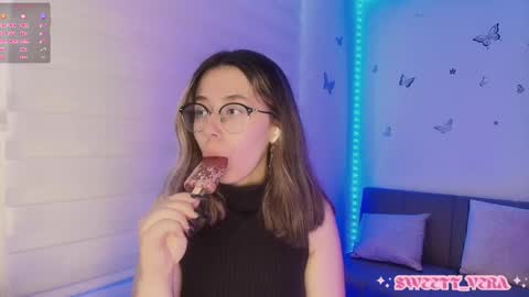 Snapshot of sweettvera_ chatting on December 13, 9:42 pm Veronica Independent Model online show from December 13, 9:42 pm