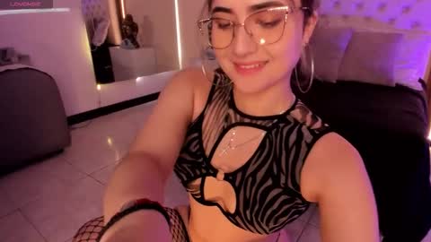 Snapshot of sweetty_paulina chatting on October 20, 12:16 pm Swetty. online show from October 20, 12:16 pm