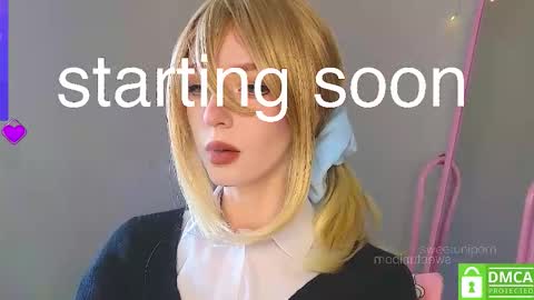 Snapshot of sweetuniporn chatting on November 30, 6:50 am Elis a little vacation Ill be here Saturday my schedules in bio online show from November 30, 6:50 am