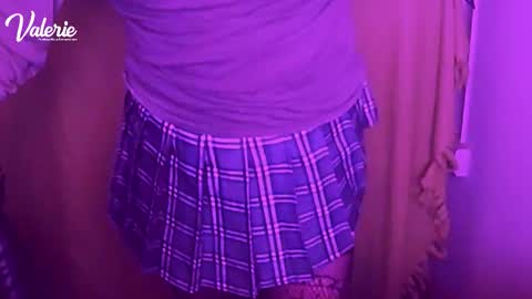 Valerie online show from December 15, 4:17 am