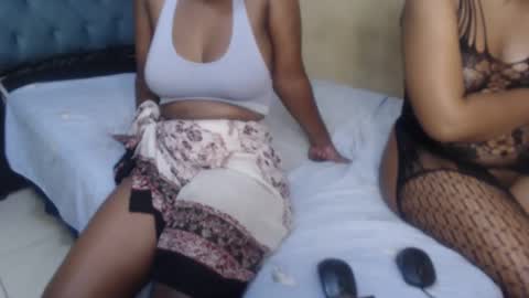 sweetwetebony2 online show from December 3, 3:55 pm