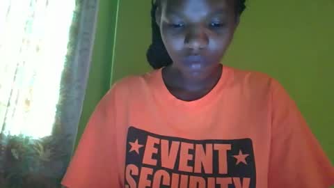 Snapshot of sweetwipe_africana14 chatting on April 1, 11:55 am Essy online show from April 1, 11:55 am