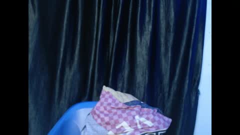sweetxdesire online show from May 28, 7:33 pm