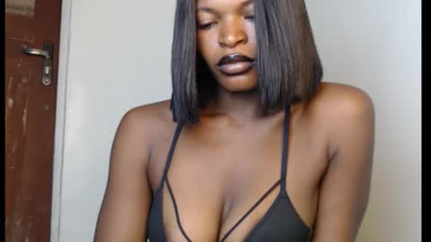 sweetxxboobsx online show from February 2, 9:08 am