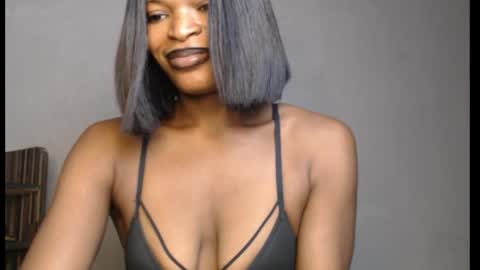 sweetxxboobsx online show from April 9, 7:36 am