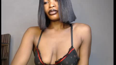 sweetxxboobsx online show from April 13, 8:20 am