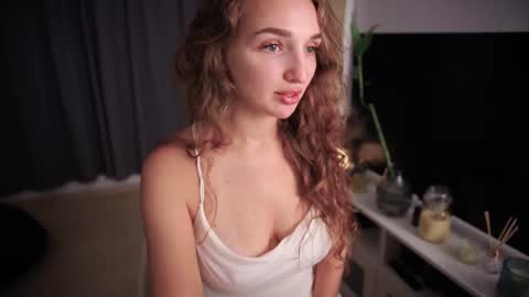 Snapshot of sweety_777 chatting on October 19, 6:08 pm Liza online show from October 19, 6:08 pm