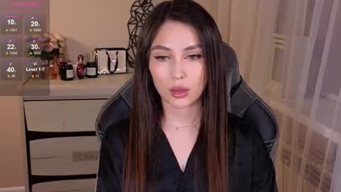 Sweety Caroline   I lost my TG write to me here online show from February 17, 5:43 pm