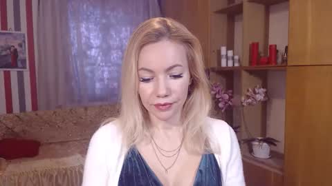 Sweety friend online show from February 3, 2:00 pm