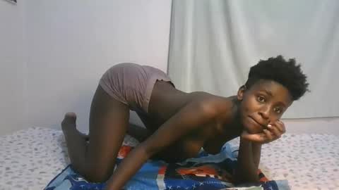 sweety_petite online show from November 25, 10:15 am