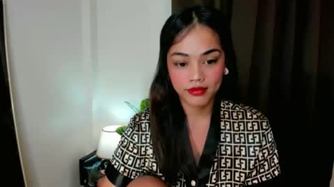 Snapshot of sweety_shane chatting on January 15, 8:19 am sweety_shane online show from January 15, 8:19 am