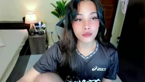 Snapshot of sweety_shane chatting on February 7, 8:29 am sweety_shane online show from February 7, 8:29 am