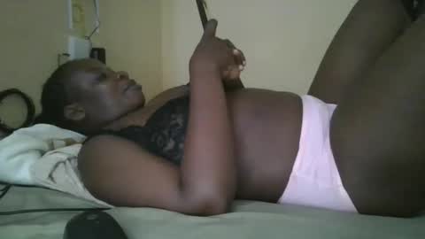 sweetyass25 online show from October 29, 7:26 pm