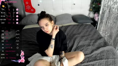 Snapshot of sweetydeviliya chatting on January 11, 9:26 am sweetydeviliya online show from January 11, 9:26 am