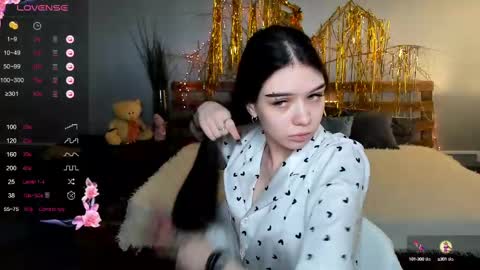 Snapshot of sweetydeviliya chatting on February 16, 9:59 am sweetydeviliya online show from February 16, 9:59 am