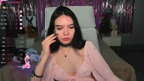 Snapshot of sweetydeviliya chatting on February 21, 6:40 am sweetydeviliya online show from February 21, 6:40 am