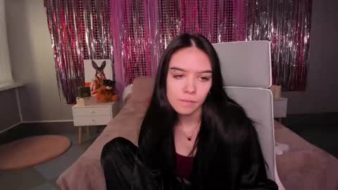 Snapshot of sweetydeviliya chatting on March 3, 9:33 am sweetydeviliya online show from March 3, 9:33 am