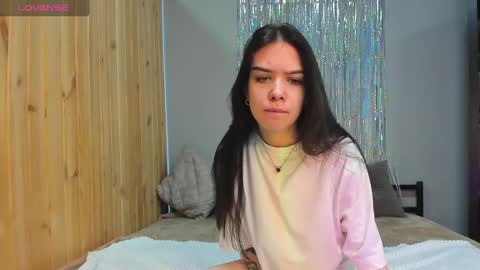 Snapshot of sweetydeviliya chatting on March 5, 10:22 am sweetydeviliya online show from March 5, 10:22 am