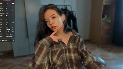 sweetydeviliya online show from June 19, 5:34 am