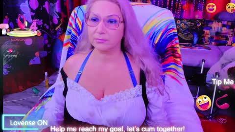 Lisa online show from October 24, 4:47 pm