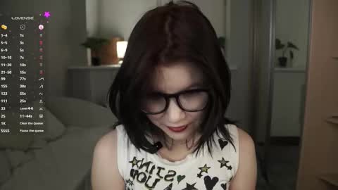 Astrid online show from January 6, 6:22 pm