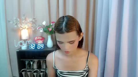 Megan online show from September 17, 4:03 am