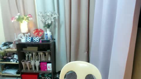 Megan online show from January 7, 4:48 am