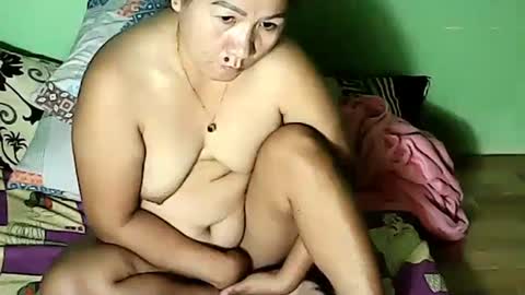 Sweetyummygirl online show from February 1, 10:34 pm