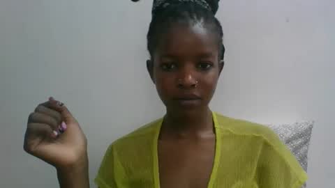 Snapshot of sweetz_candice chatting on September 19, 11:22 am sweetz_candice online show from September 19, 11:22 am