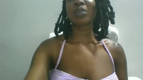 Snapshot of sweetz_candice chatting on October 14, 7:03 pm sweetz_candice online show from October 14, 7:03 pm