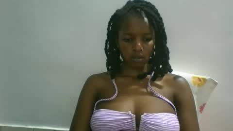 Snapshot of sweetz_candice chatting on October 17, 11:18 pm sweetz_candice online show from October 17, 11:18 pm