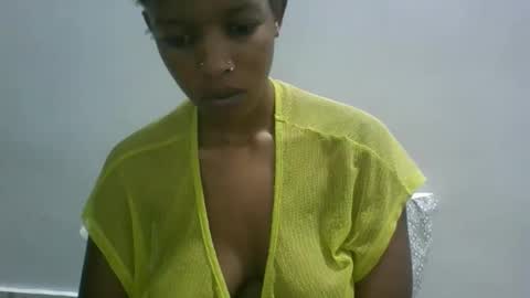 Snapshot of sweetz_candice chatting on October 22, 3:01 pm sweetz_candice online show from October 22, 3:01 pm