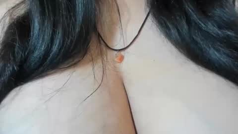 Snapshot of sweewoman_ chatting on February 25, 2:59 pm Miranda online show from February 25, 2:59 pm