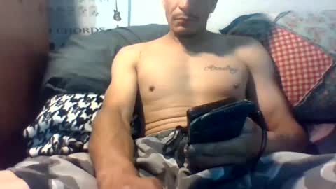 Snapshot of sweezybrown1 chatting on June 21, 4:04 am MR. SWEEZY online show from June 21, 4:04 am