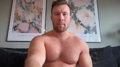 Snapshot of swekingxx chatting on February 16, 12:56 pm swekingxx online show from February 16, 12:56 pm