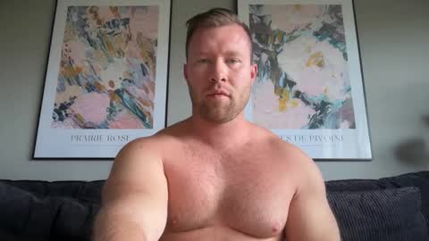 Snapshot of swekingxx chatting on May 26, 8:32 am swekingxx online show from May 26, 8:32 am