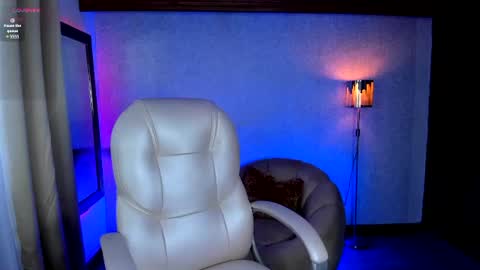 Snapshot of swet_bunnyx_ chatting on July 28, 9:03 pm sweet online show from July 28, 9:03 pm
